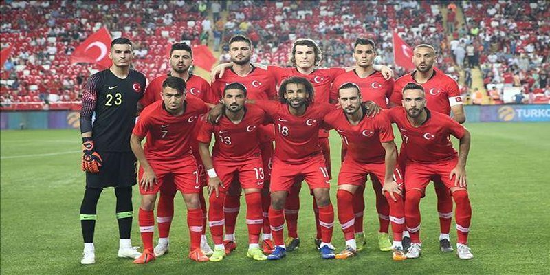 Thành tích đội tuyển Thổ Nhĩ Kỳ qua các mùa Euro 