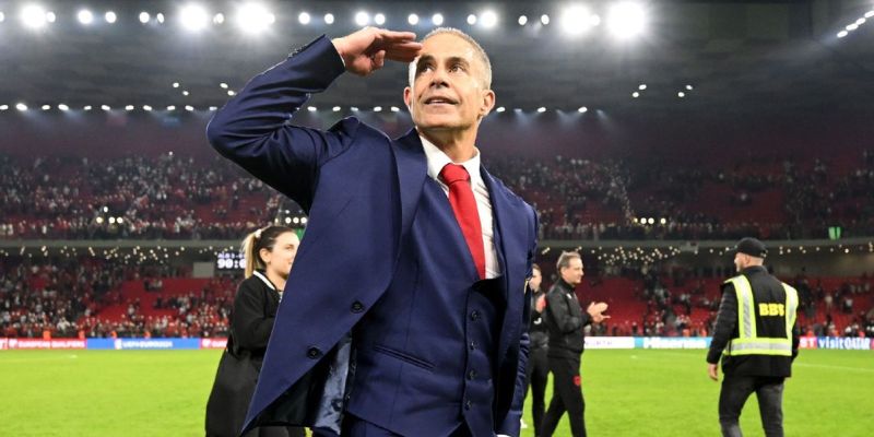 LĐBĐ Albania muốn gia hạn hợp đồng với Sylvinho cho đến kỳ WC 2026