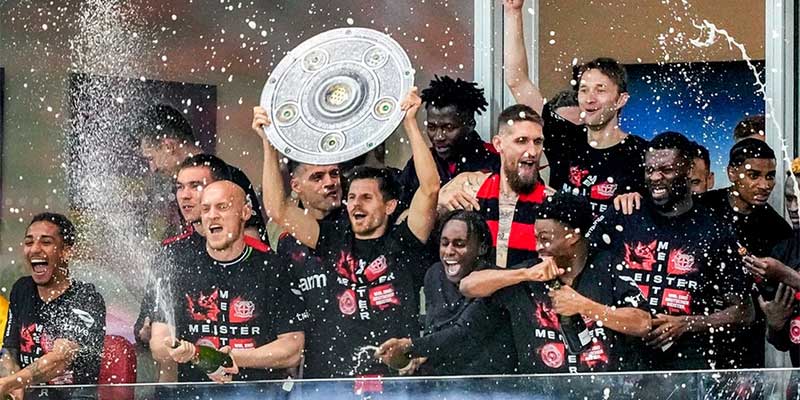 Leverkusen giành Đĩa bạc 2023/2024