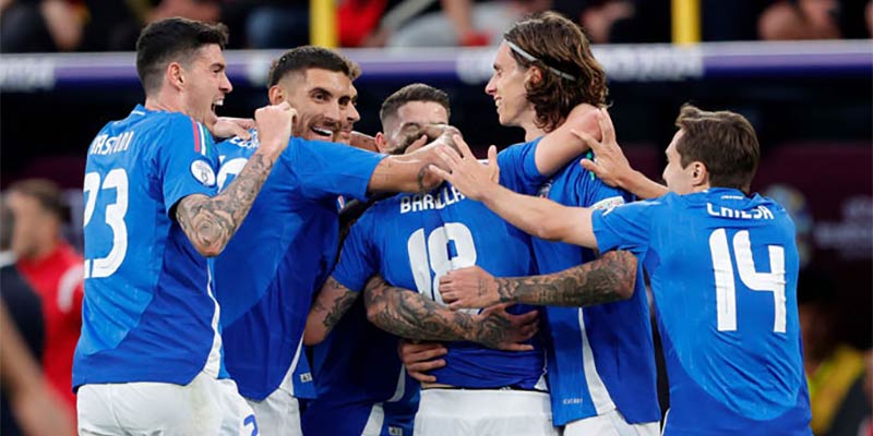 Italia thắng vất vả trước Albania